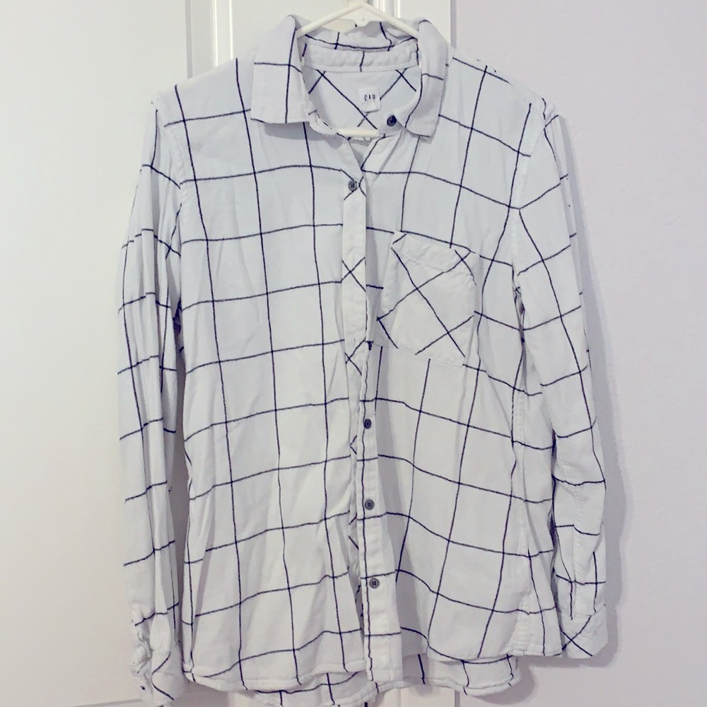 Gap black and white flannel